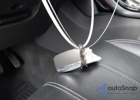 2019 Land Rover Range Rover Velar P250 S z USA, uszkodzony, nr VIN SALYB2EX1KA783348